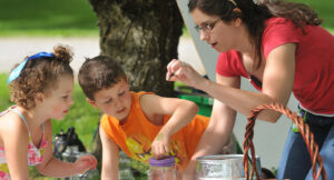 Read more about the article How To Start A Digital Community Radio To Enrich